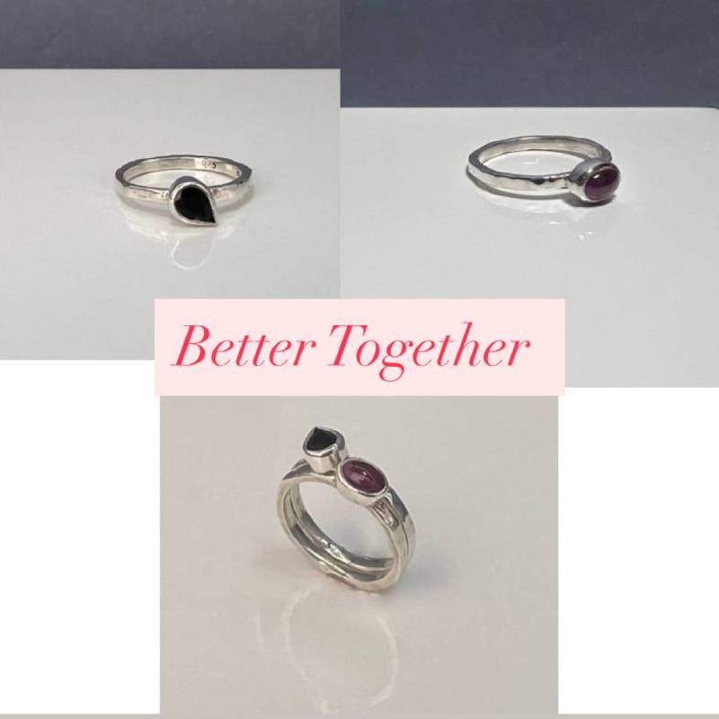 Ασημένια Δαχτυλίδια με Ζαφείρι και Ρουμπίνι – Κομψός Συνδυασμός.