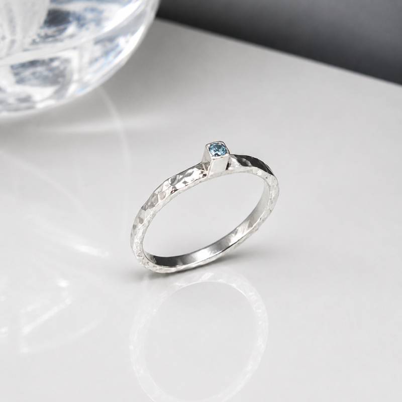 Handmade Silver Ring 925° – Lines & Hammered with Natural Aquamarine