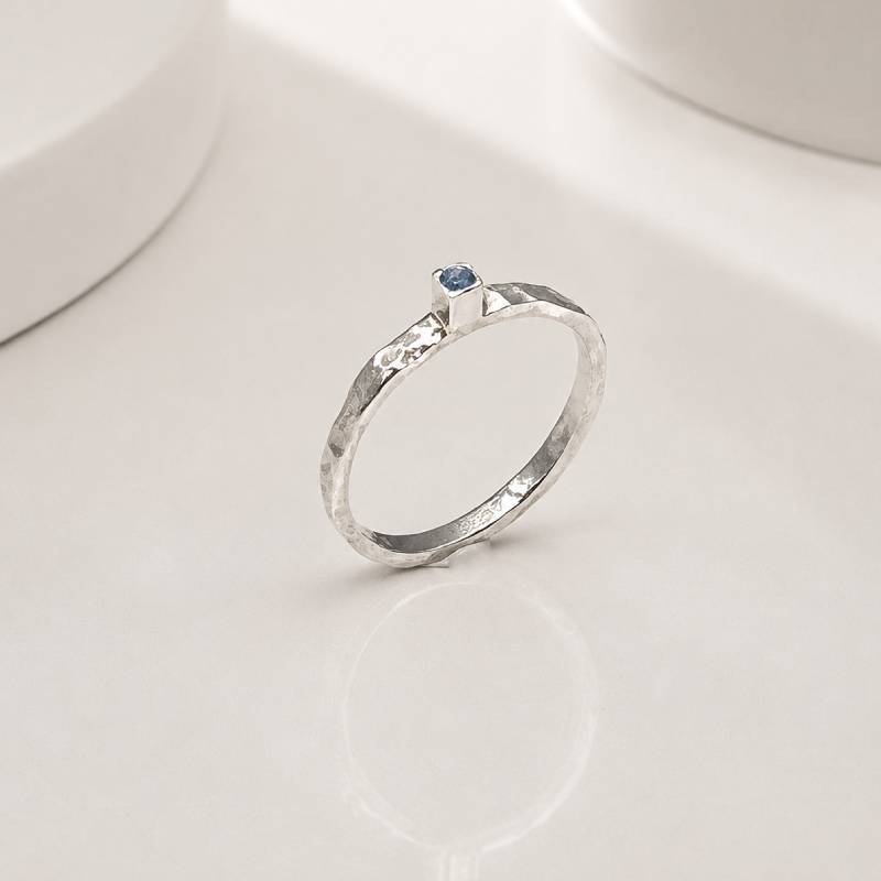 Handmade Silver Ring 925° – Lines & Hammered with Natural Aquamarine